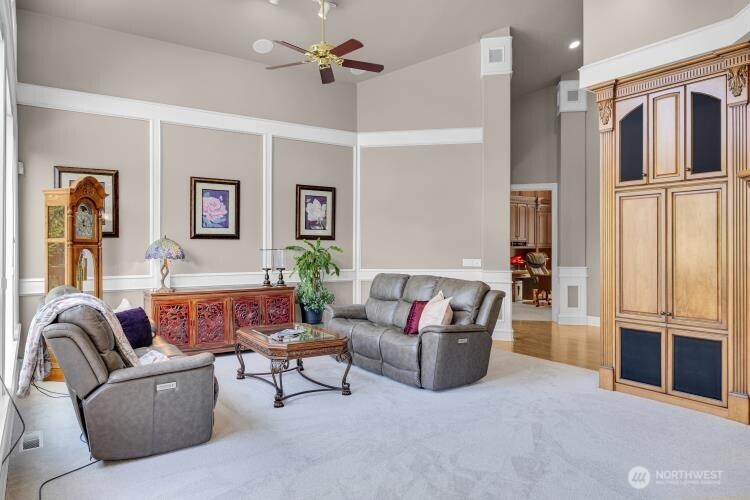 22410 Mcmurray Shore Drive Property Photo 5