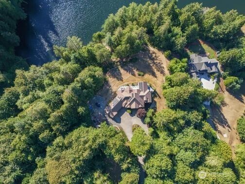 22410 Mcmurray Shore Drive Property Photo 32