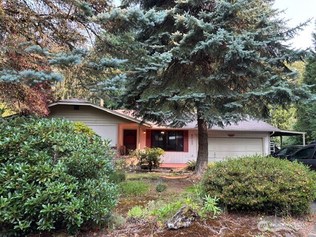 5017 143rd Street Property Photo 1