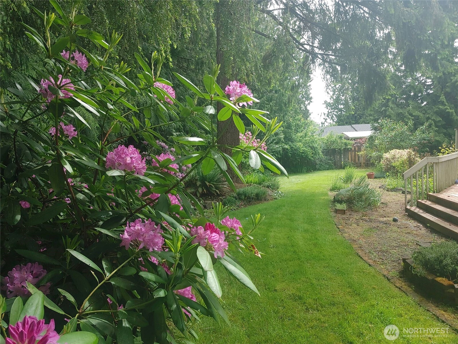 5017 143rd Street Property Photo 5