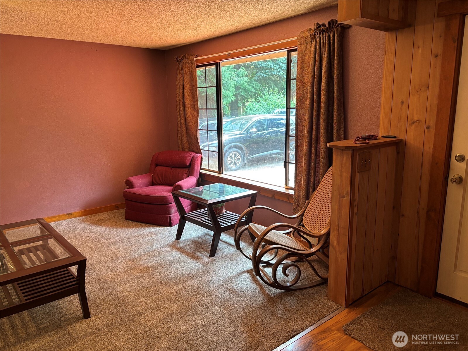 5017 143rd Street Property Photo 11