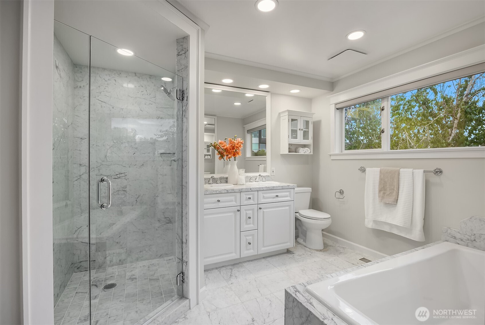 525 W Prospect Street A Property Photo 14