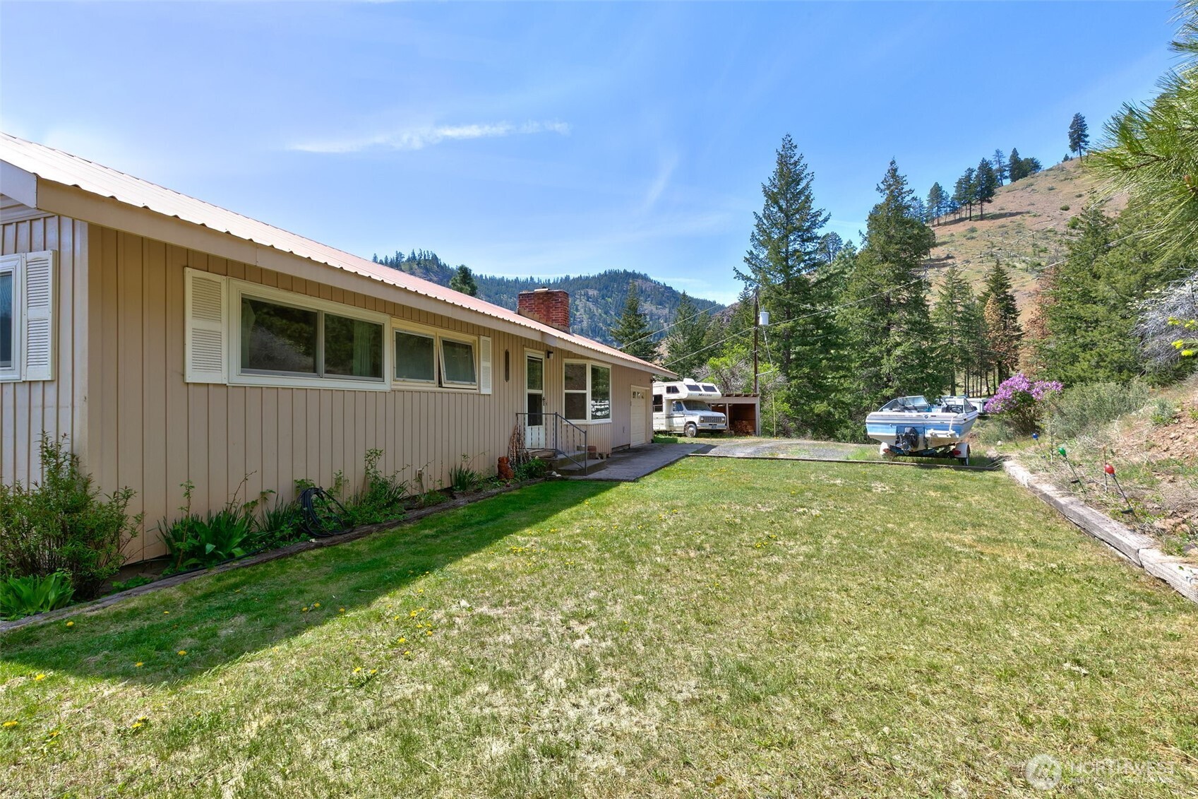 15547 State Route 410 Property Photo 28
