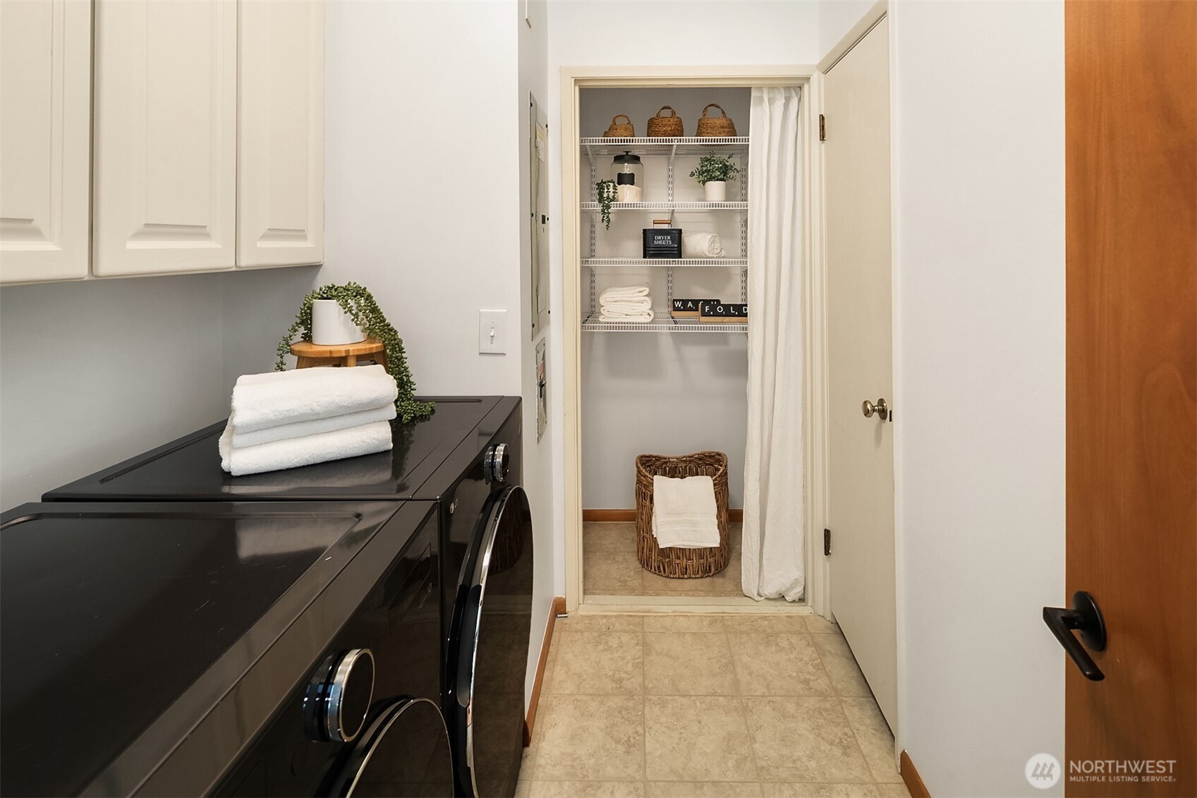 3844 Surber Drive Property Photo 25