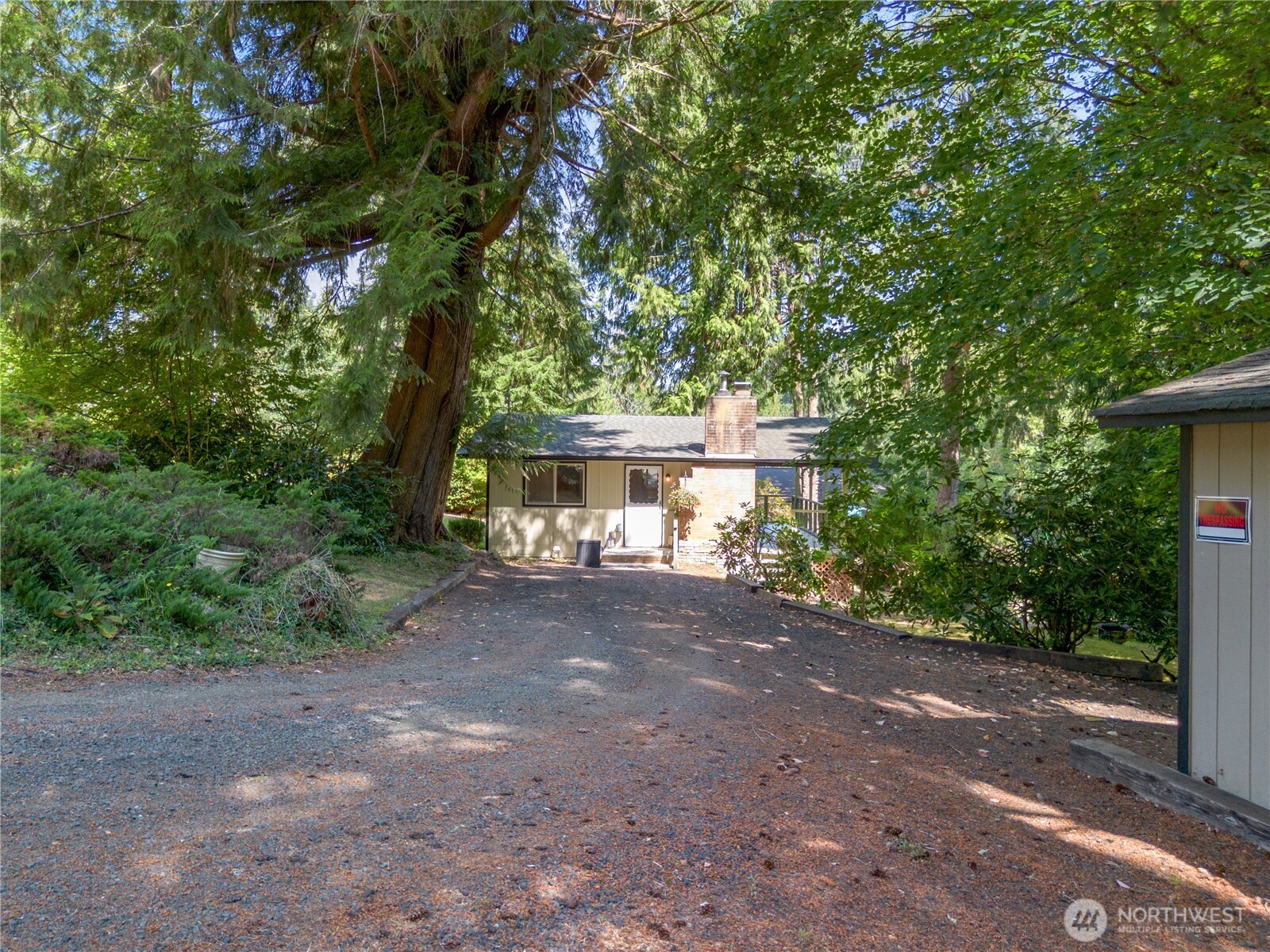 550 E Lakeshore Drive Property Photo 19