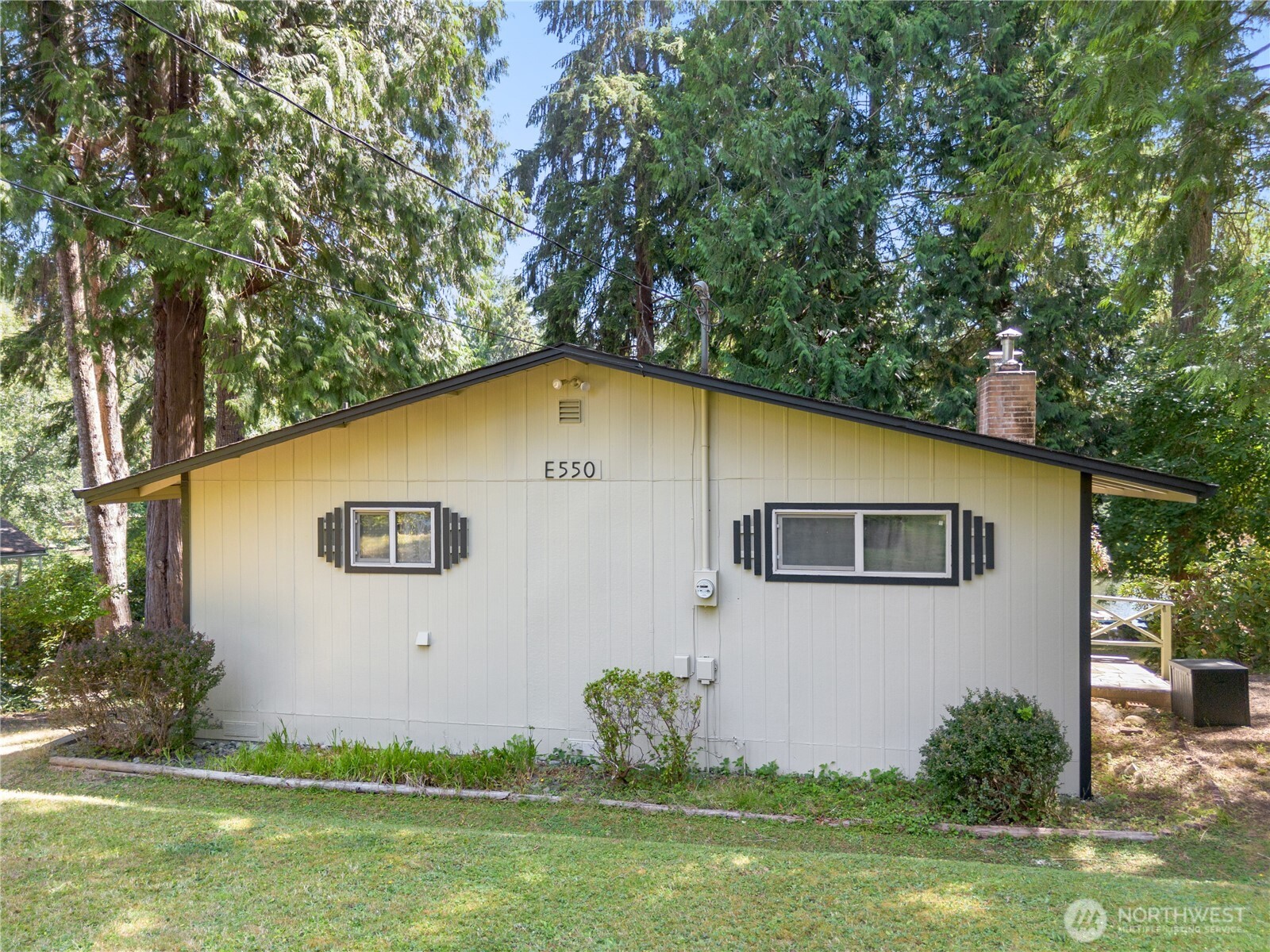 550 E Lakeshore Drive Property Photo 28