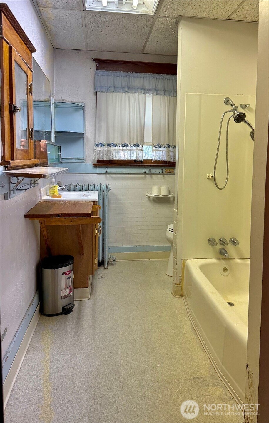 12 E 4th Avenue Property Photo 16