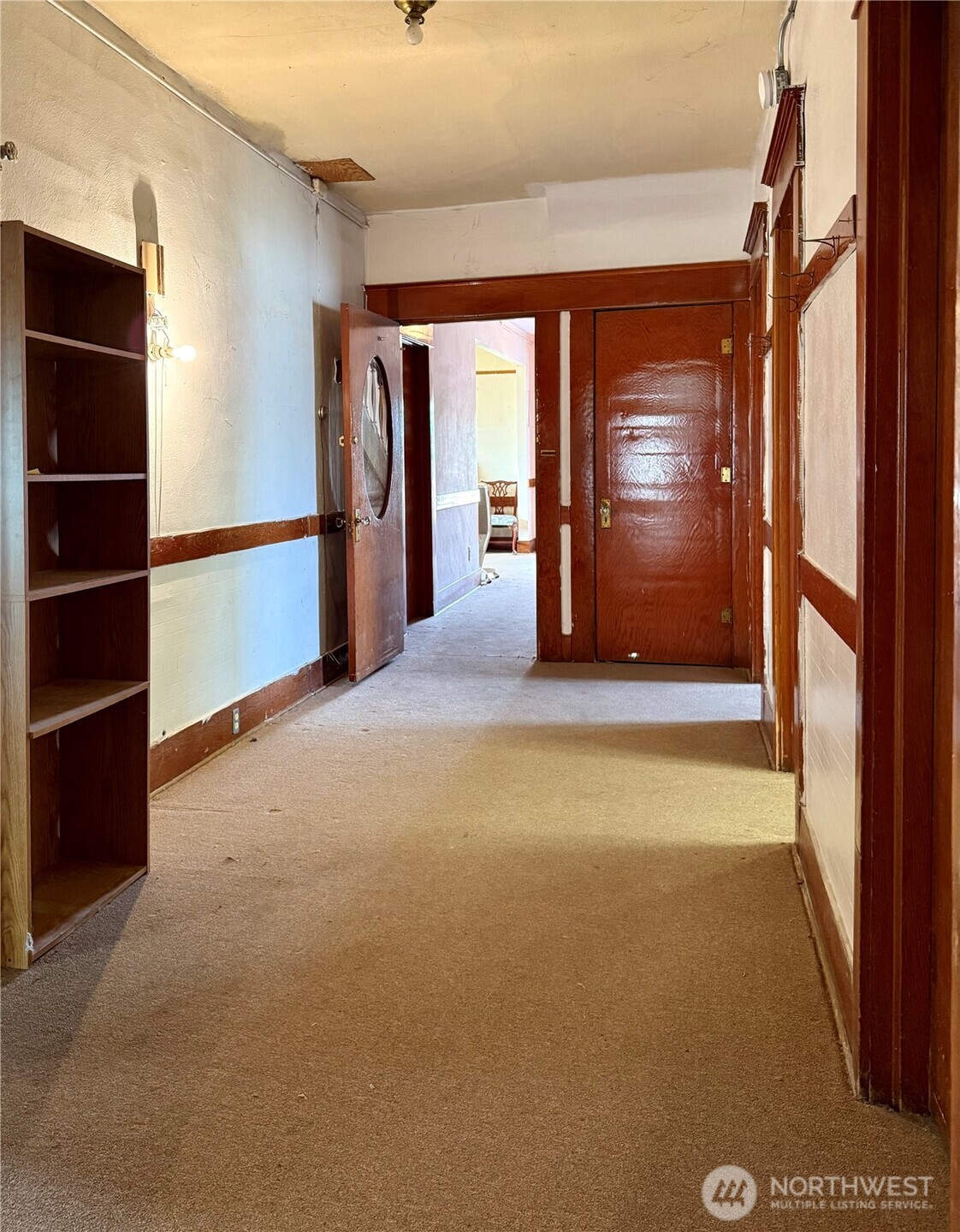 12 E 4th Avenue Property Photo 17