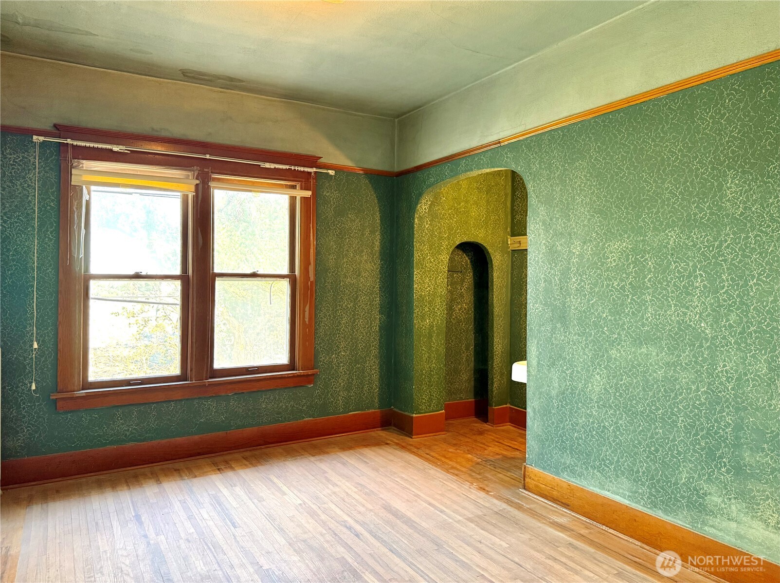 12 E 4th Avenue Property Photo 30