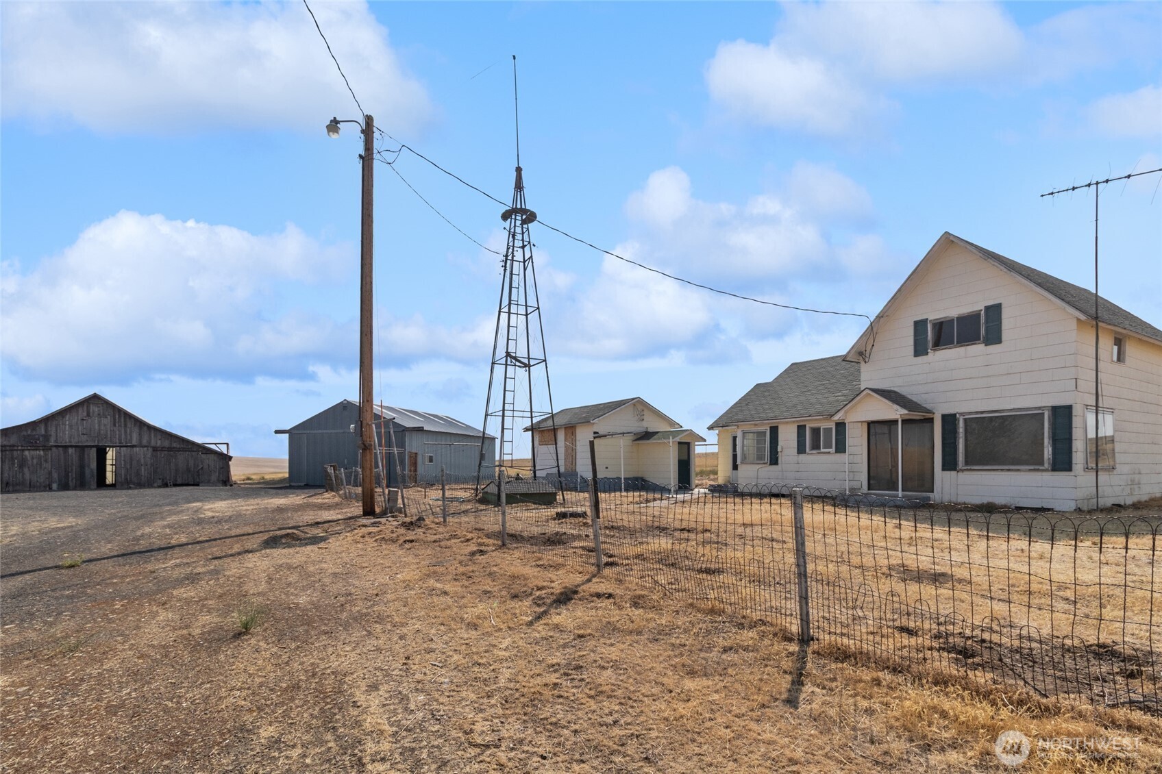 11993 Stone Road Property Photo 3
