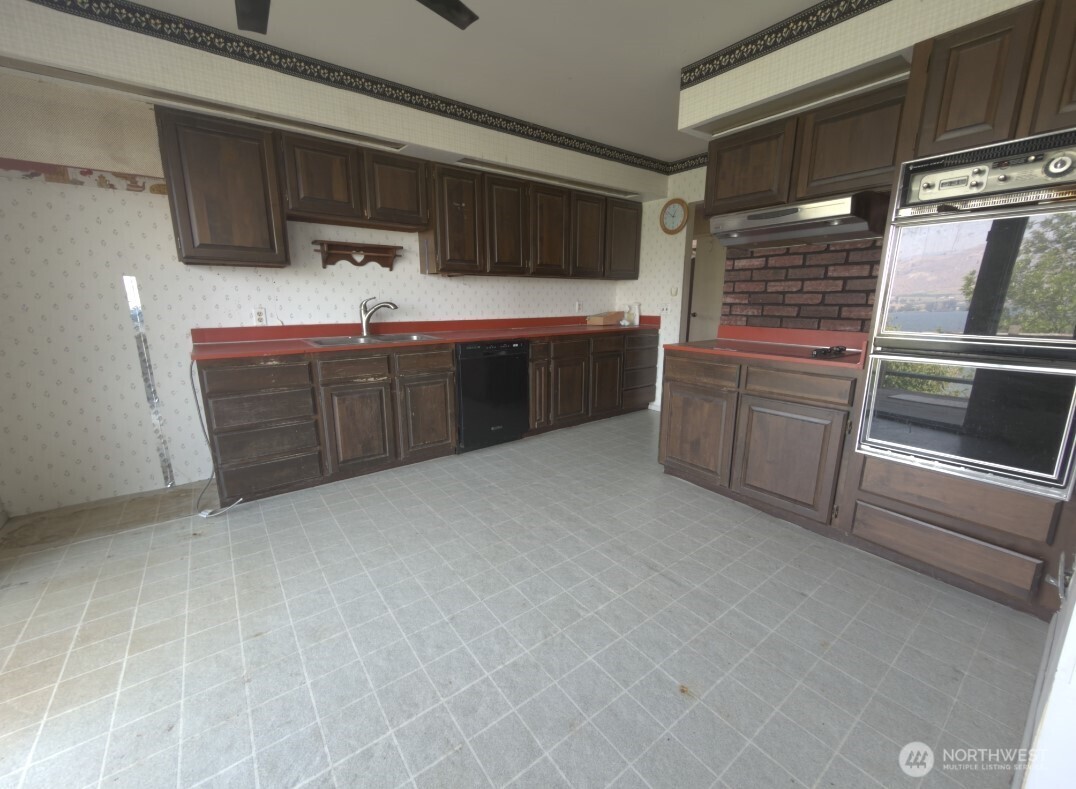 6 Nulton Lane Property Photo 23