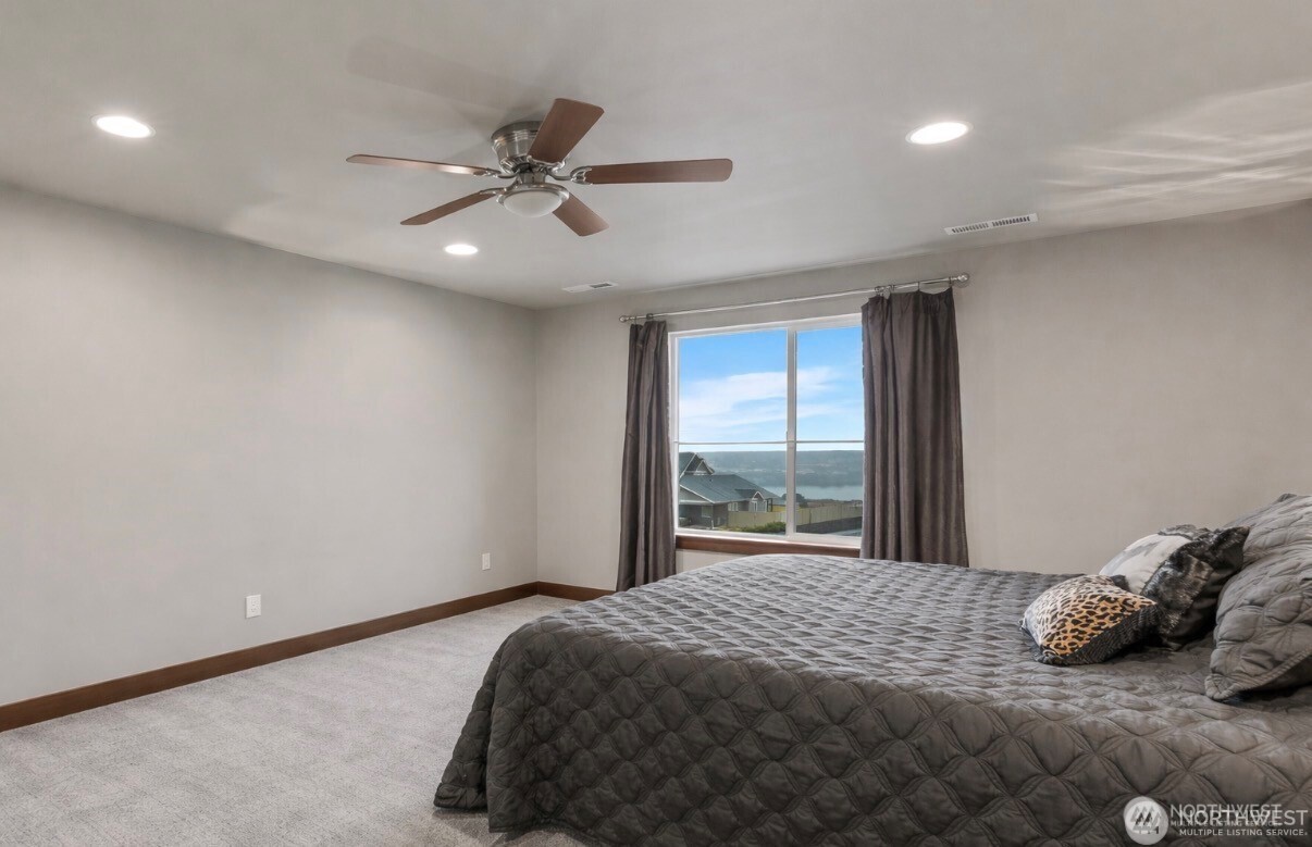 3113 Nw Delcon Court Property Photo 13