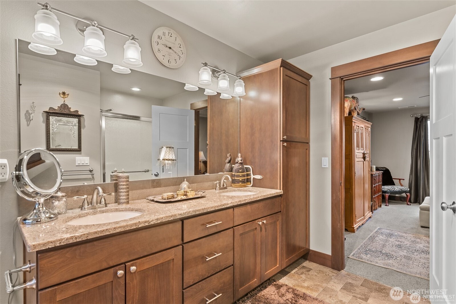 3113 Nw Delcon Court Property Photo 14