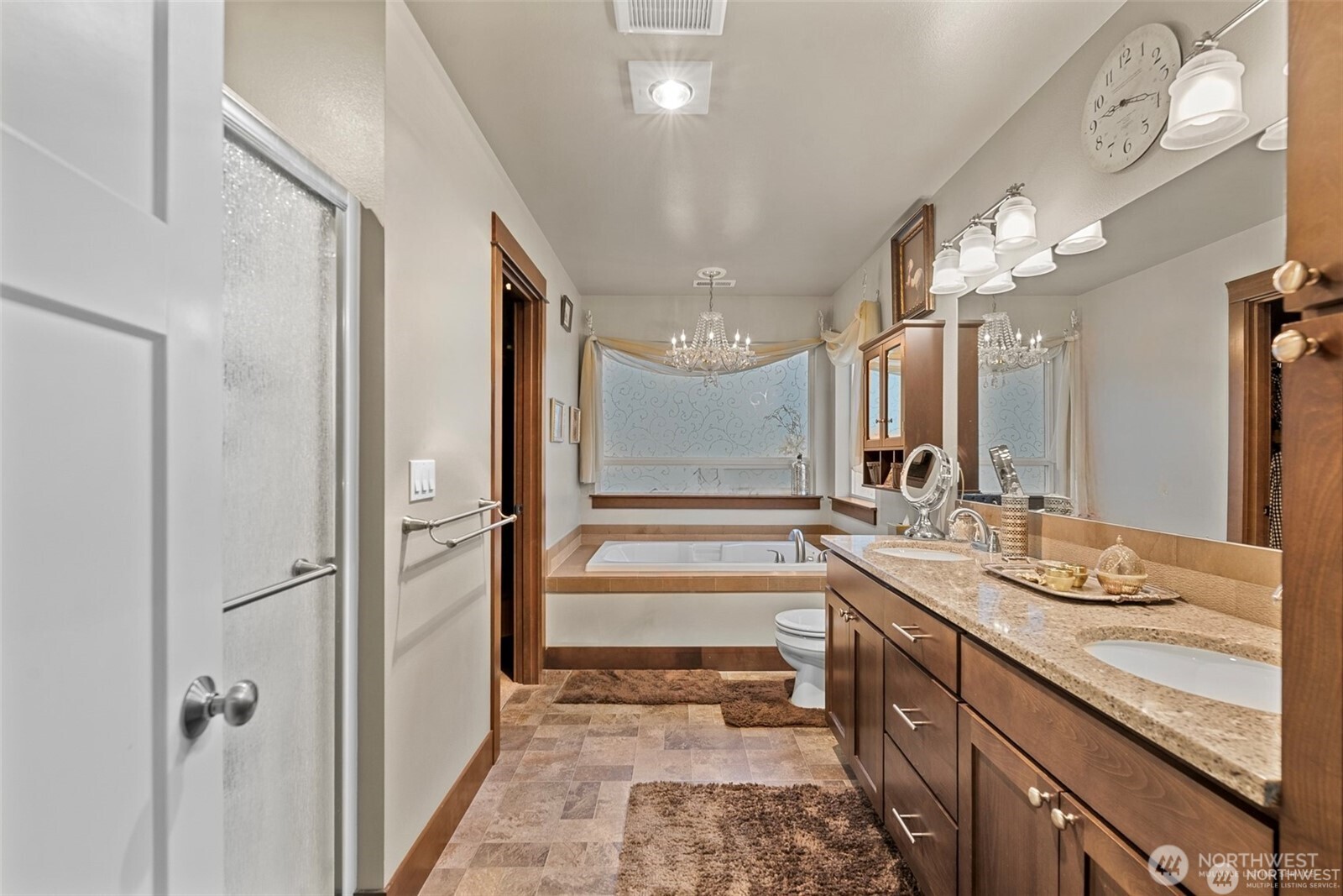 3113 Nw Delcon Court Property Photo 15