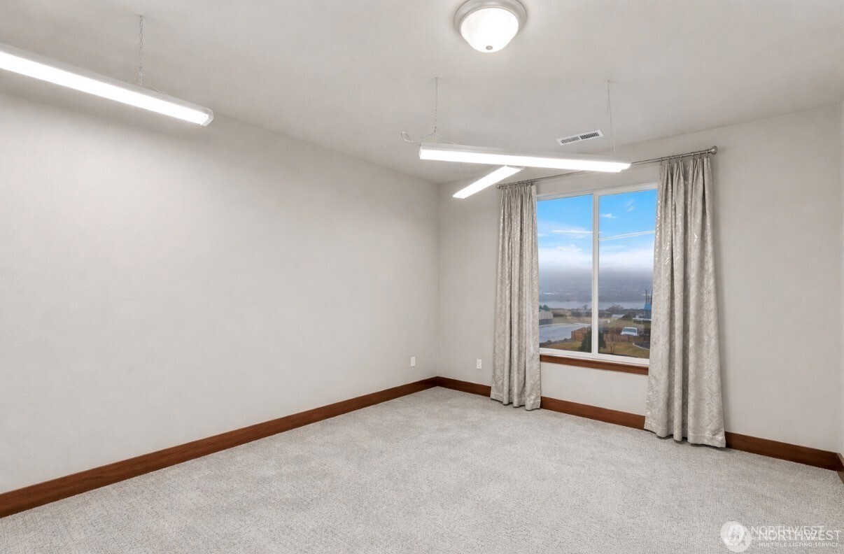 3113 Nw Delcon Court Property Photo 16