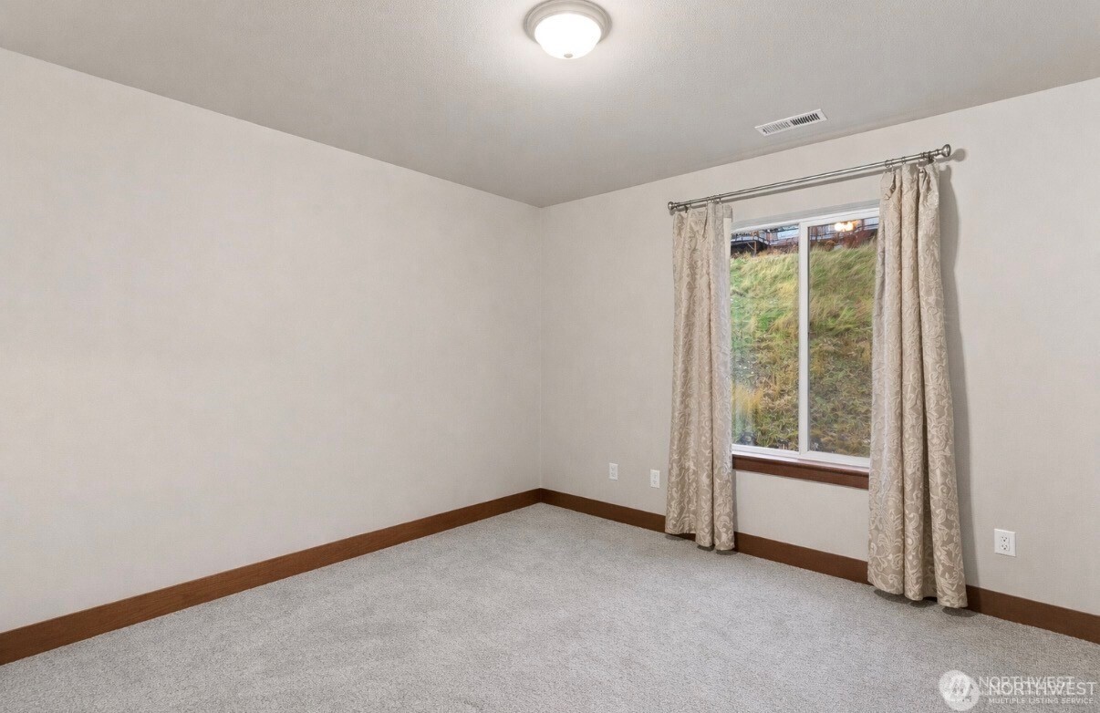 3113 Nw Delcon Court Property Photo 19