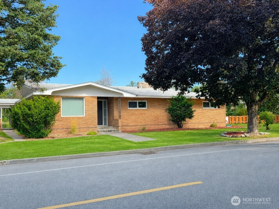 1616 Cherry Street Property Photo 31