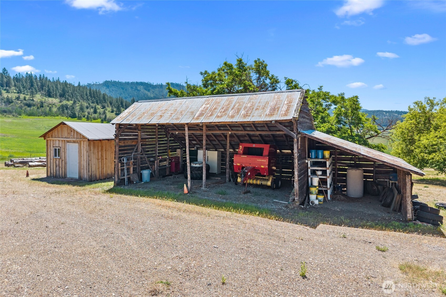 5793 Fruitland Valley Road Property Photo 3