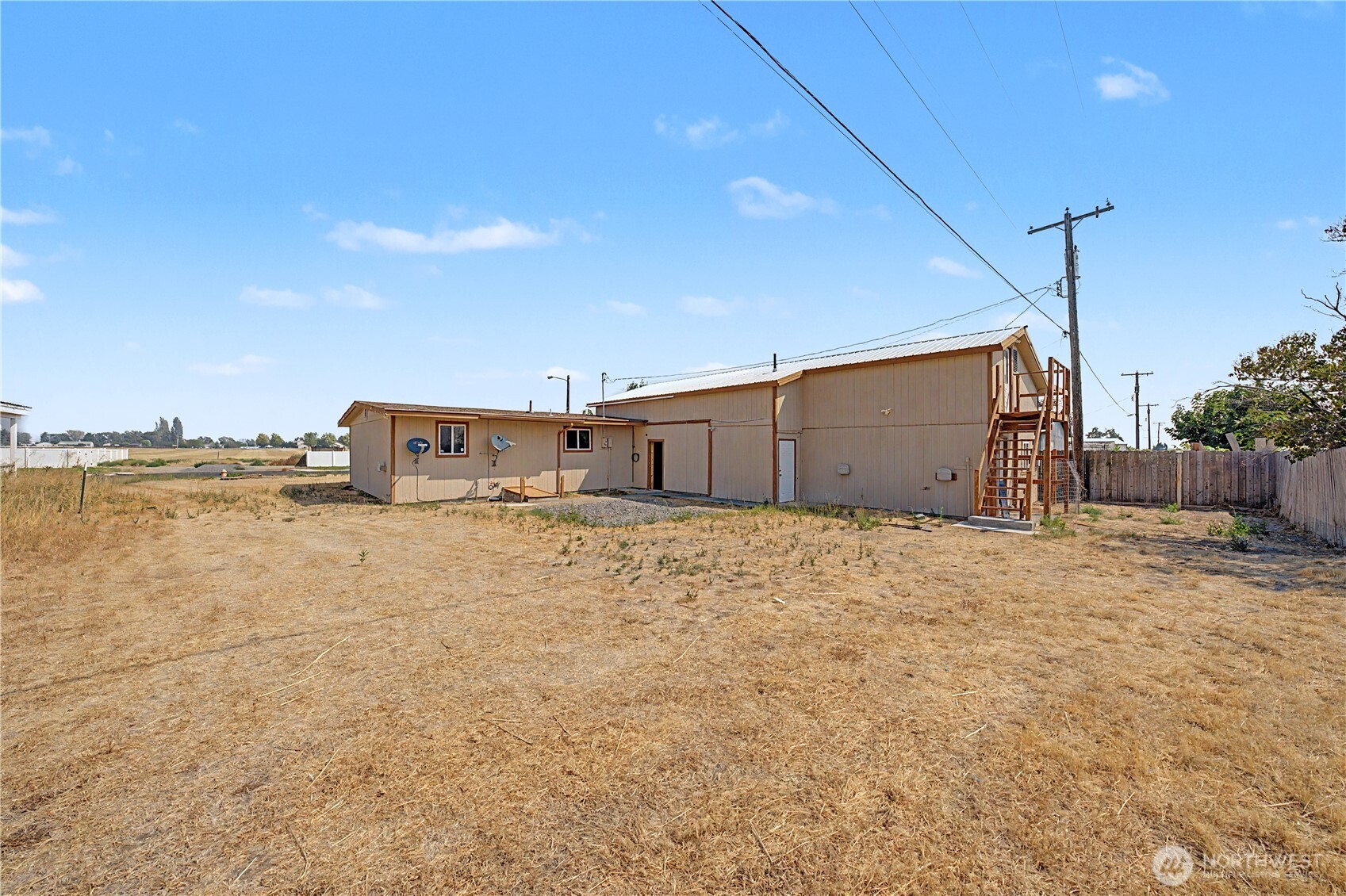 199 E Montmorency Boulevard Property Photo 4