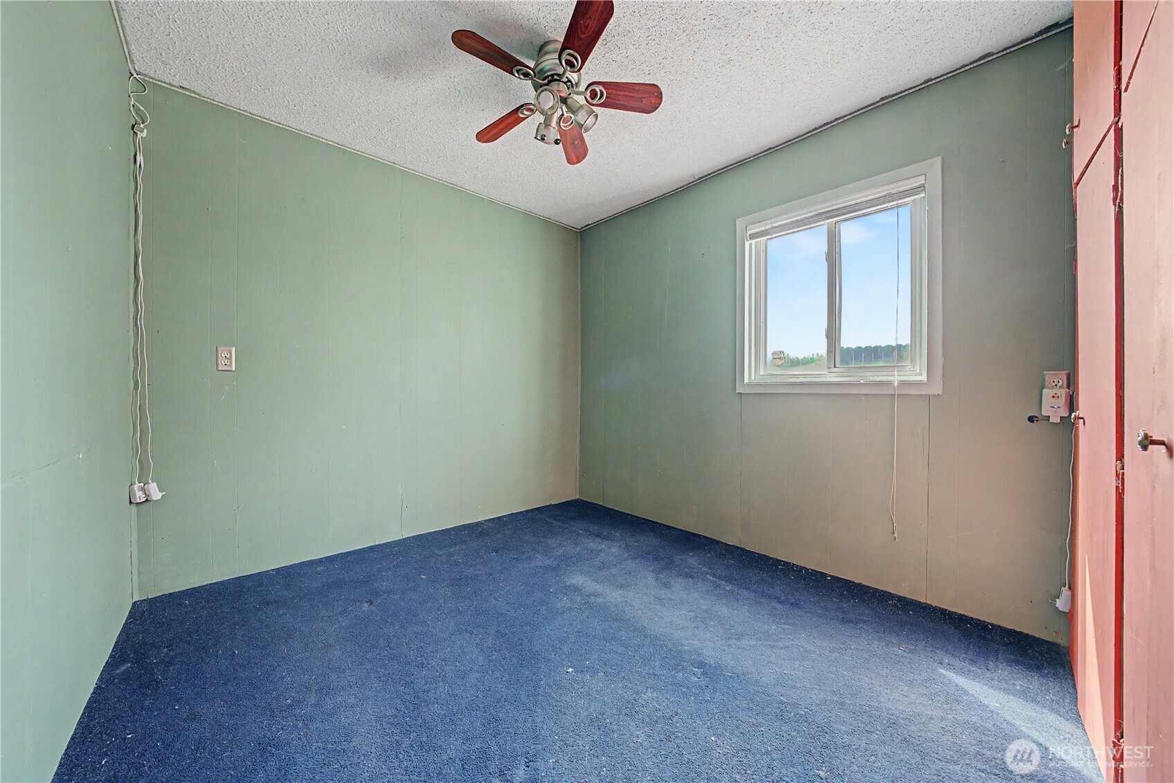 199 E Montmorency Boulevard Property Photo 10