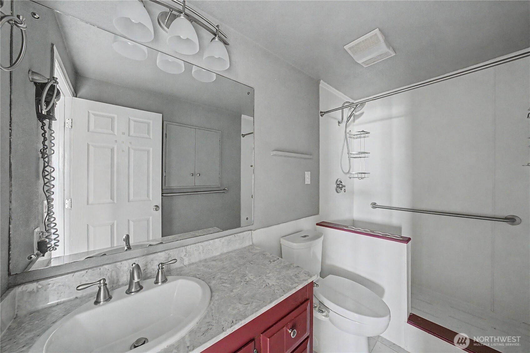 199 E Montmorency Boulevard Property Photo 22
