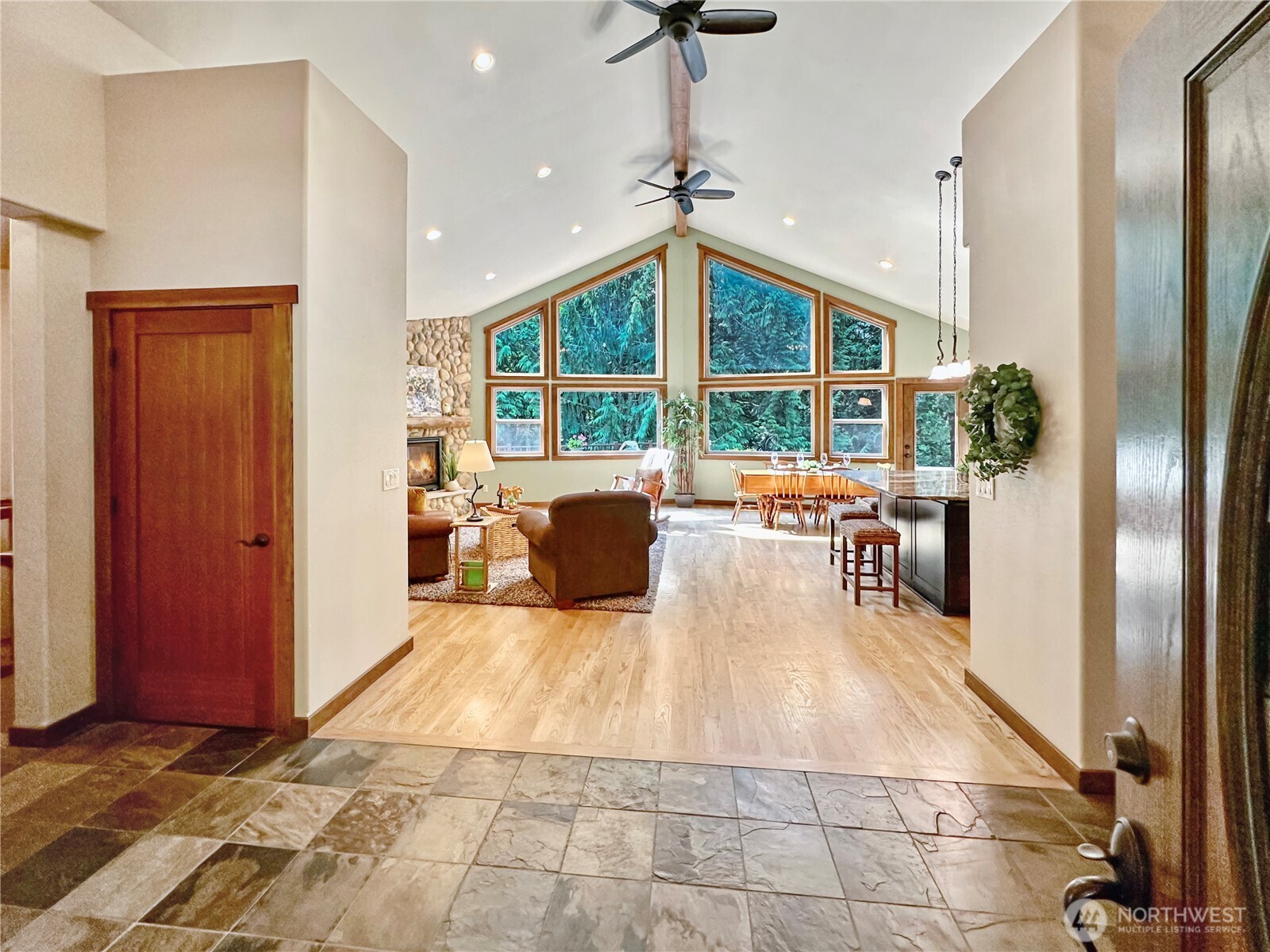 5633 Cedar Flats Road Property Photo 7