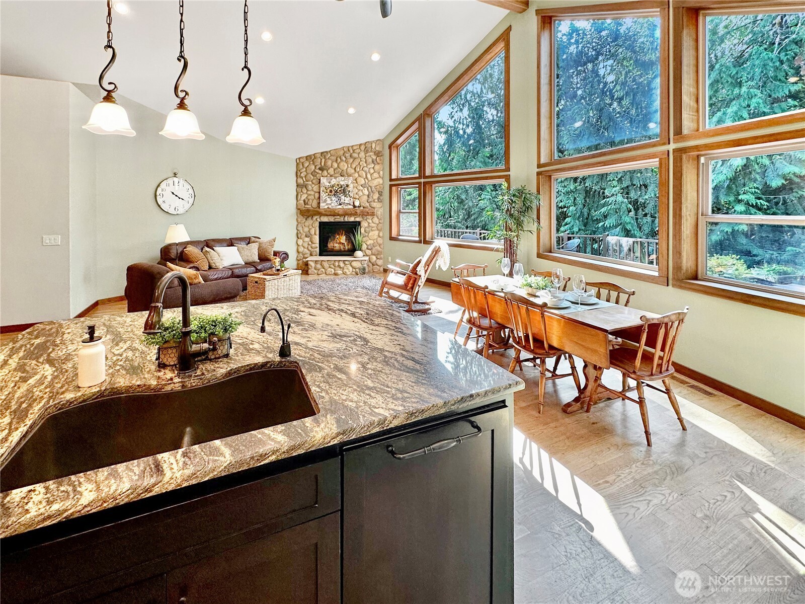 5633 Cedar Flats Road Property Photo 13