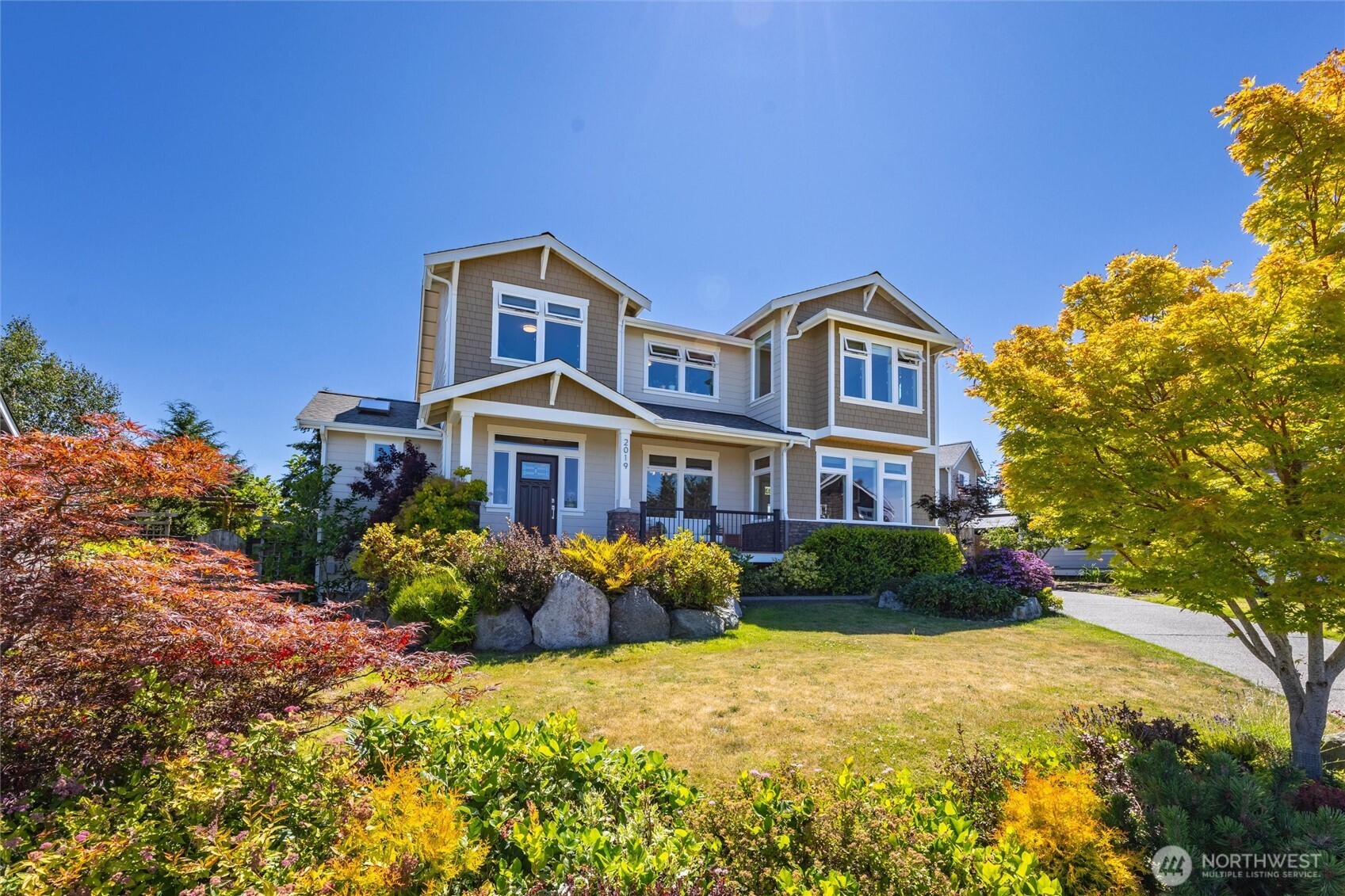 2019 29th Place Property Photo 1