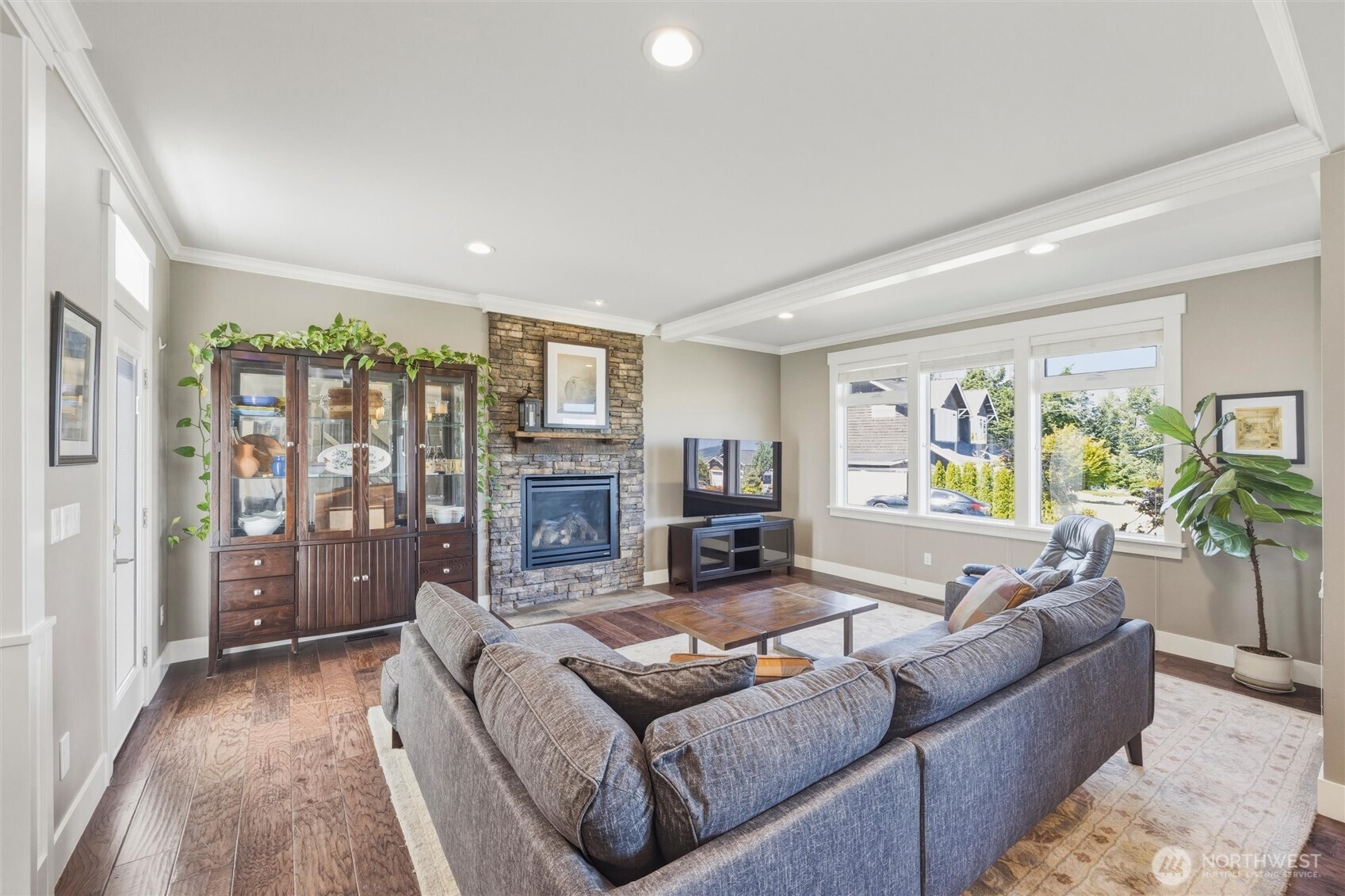 2019 29th Place Property Photo 8