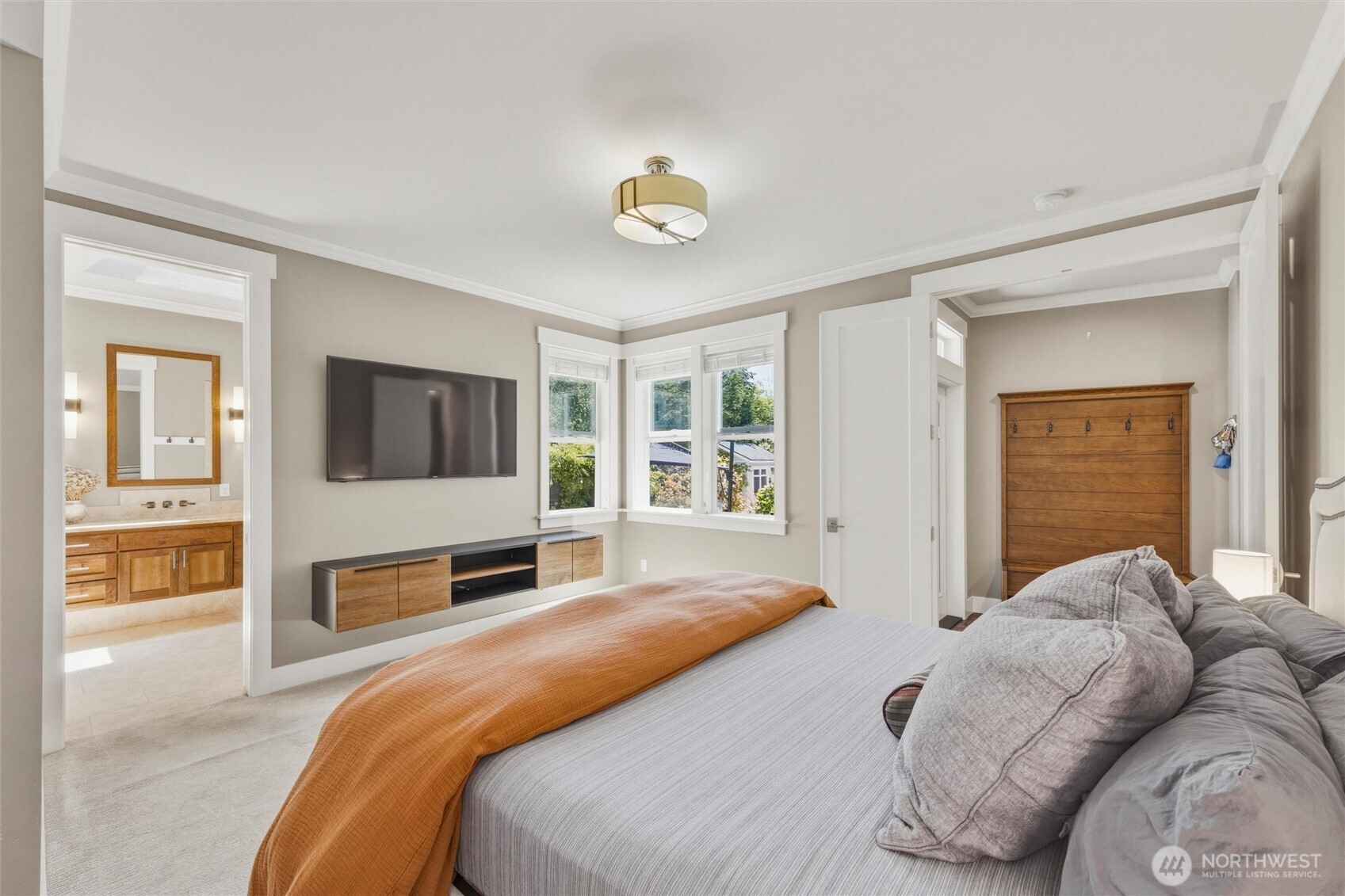 2019 29th Place Property Photo 12