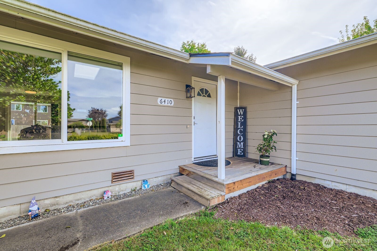 6410 58th Street Property Photo 4