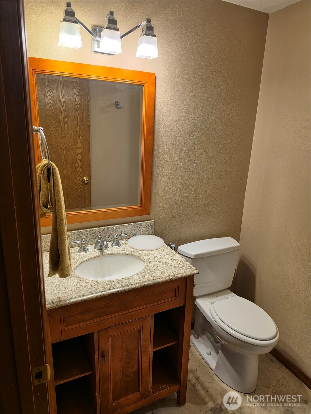 7905 Decatur Avenue Property Photo 8