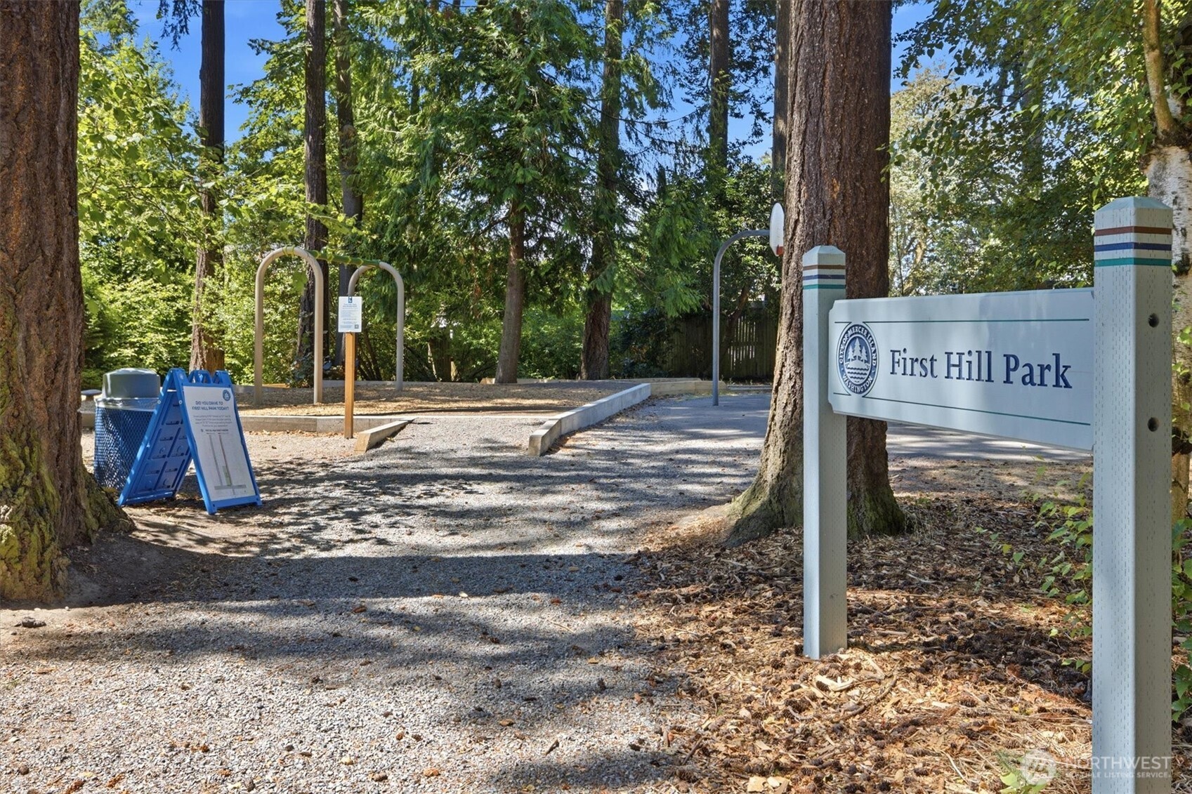3427 72nd Place Property Photo 14