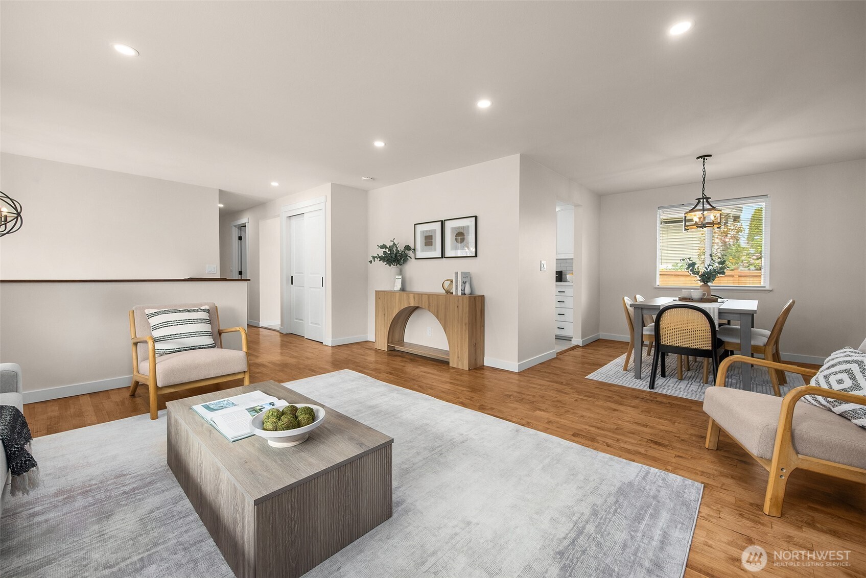 661 Birch Street Property Photo 8