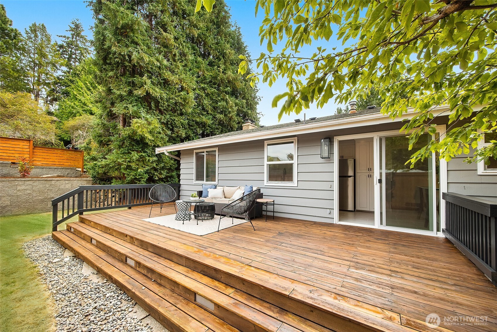 661 Birch Street Property Photo 15