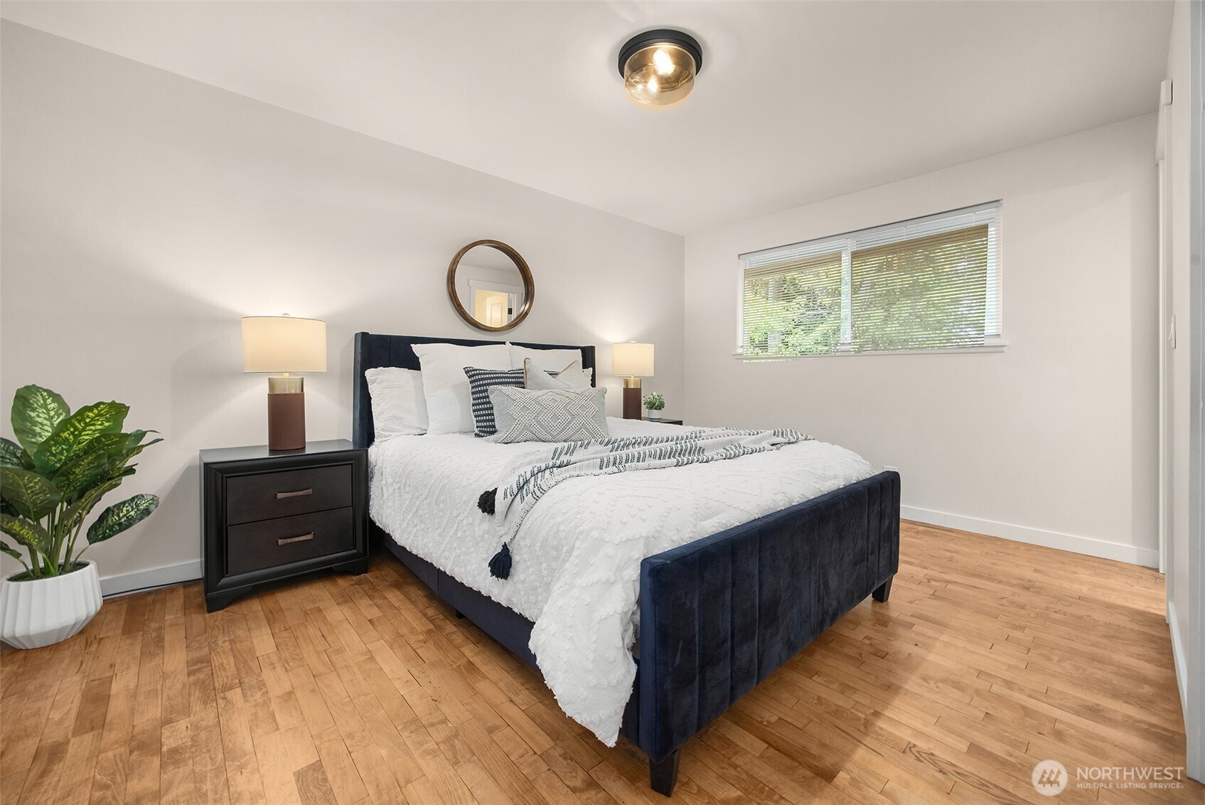 661 Birch Street Property Photo 16
