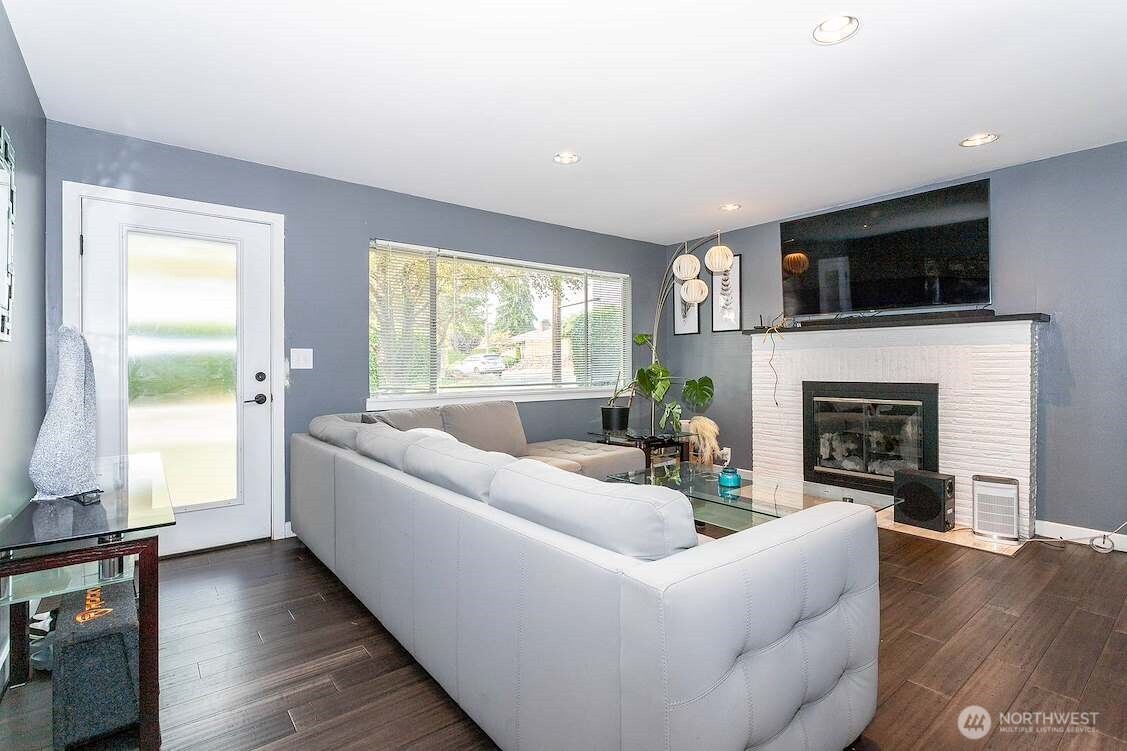 10750 61st Avenue Property Photo 4
