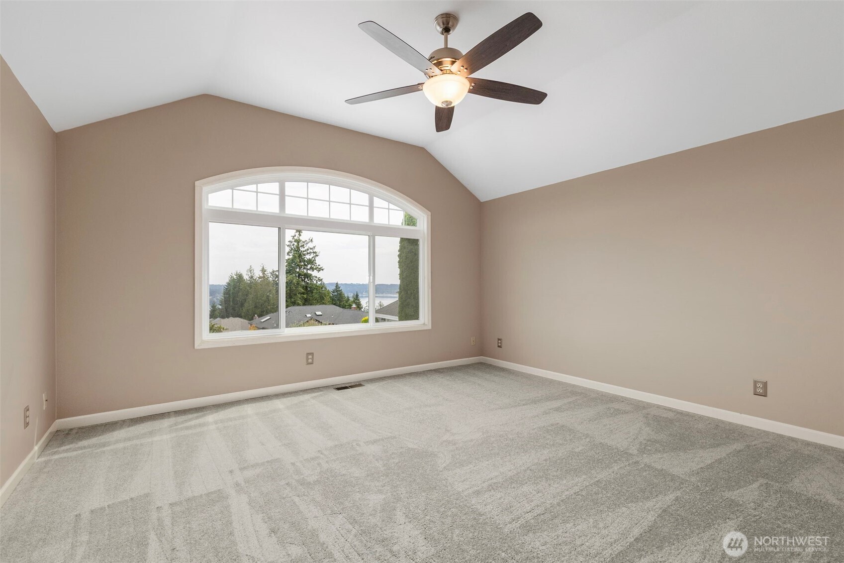 7685 Esther Place Property Photo 24