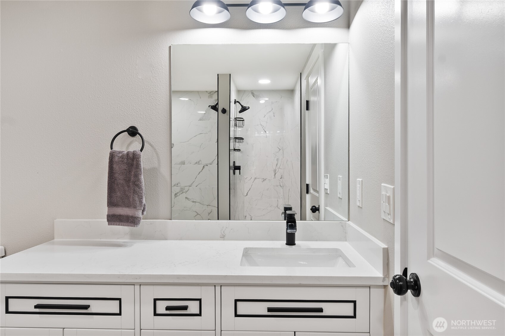 40 E Herron Place Property Photo 19