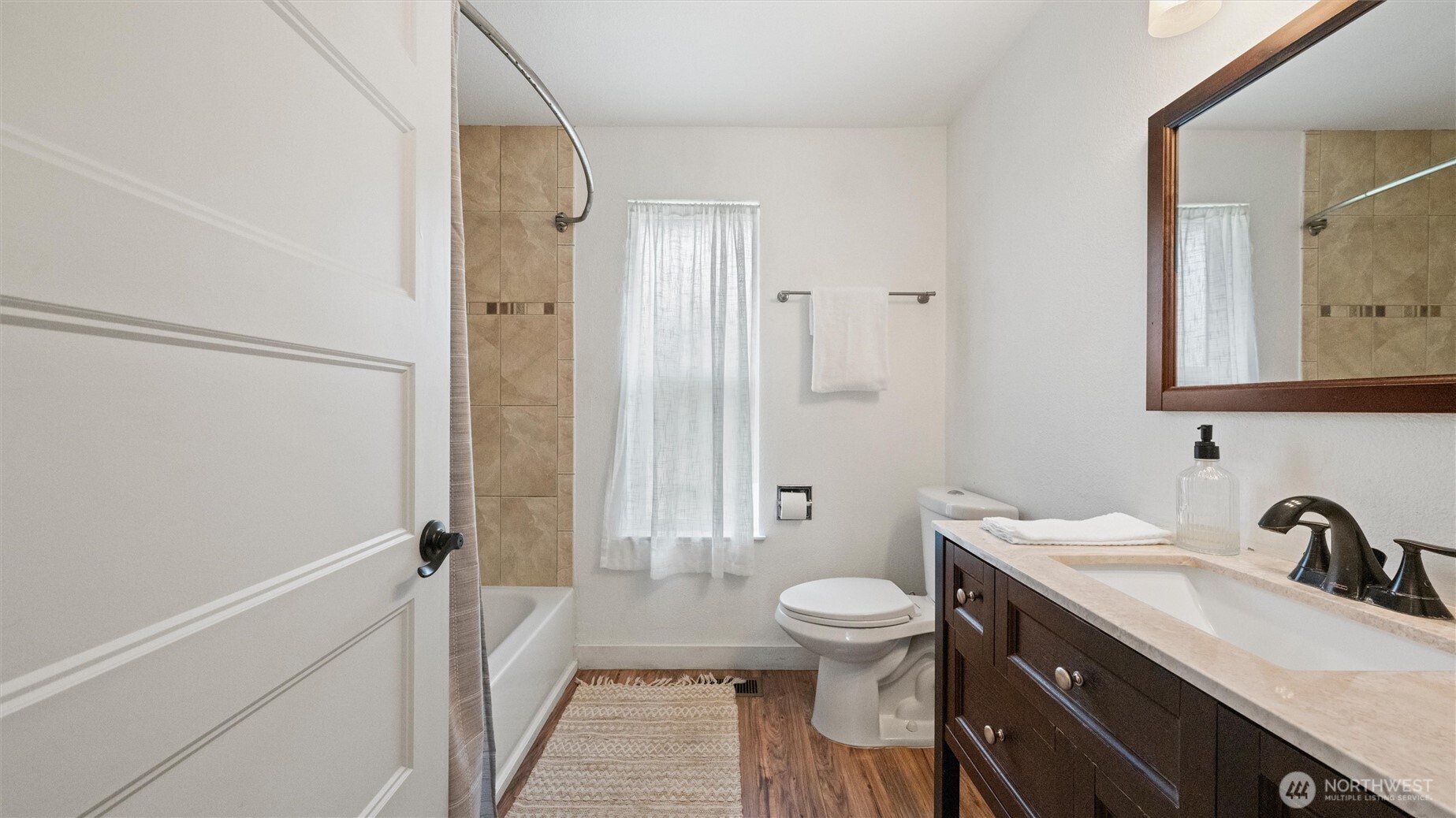 164 Hills West Way Property Photo 10