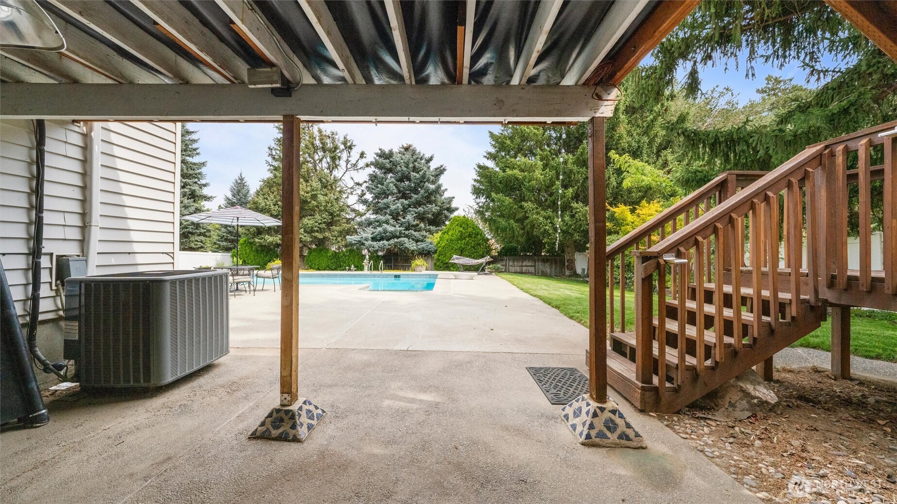164 Hills West Way Property Photo 34
