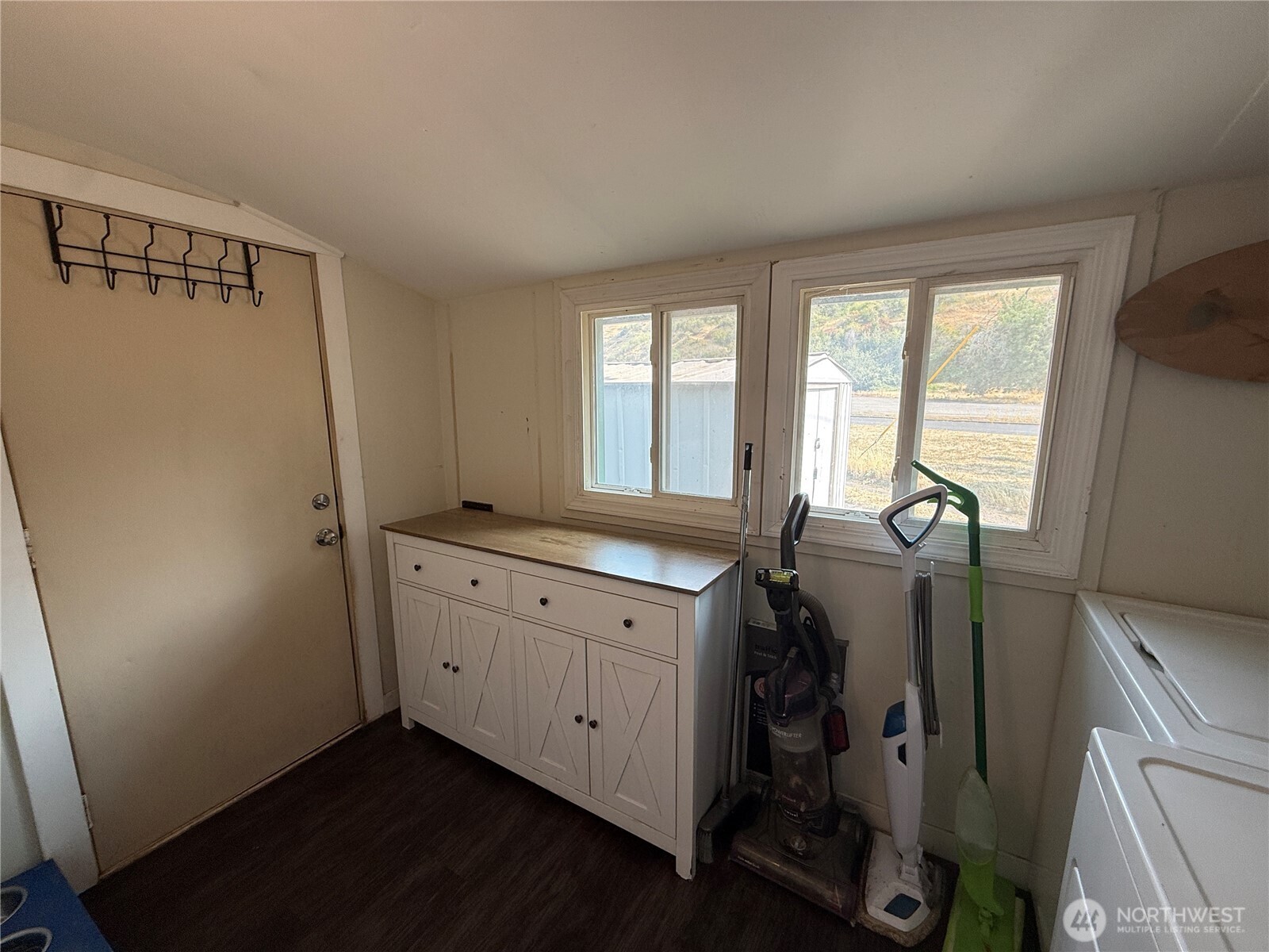 417 W Clay Property Photo 19