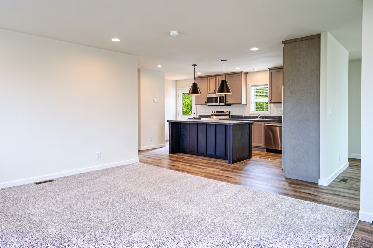 227 Sunrise Avenue Property Photo 12