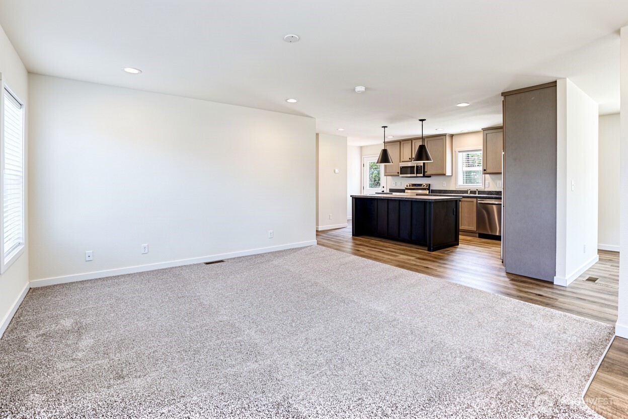 227 Sunrise Avenue Property Photo 13