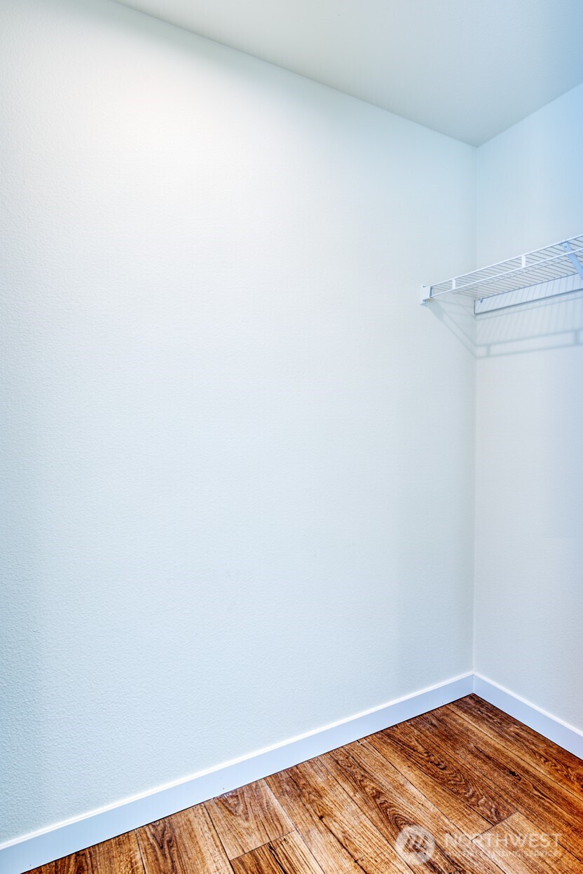 227 Sunrise Avenue Property Photo 22