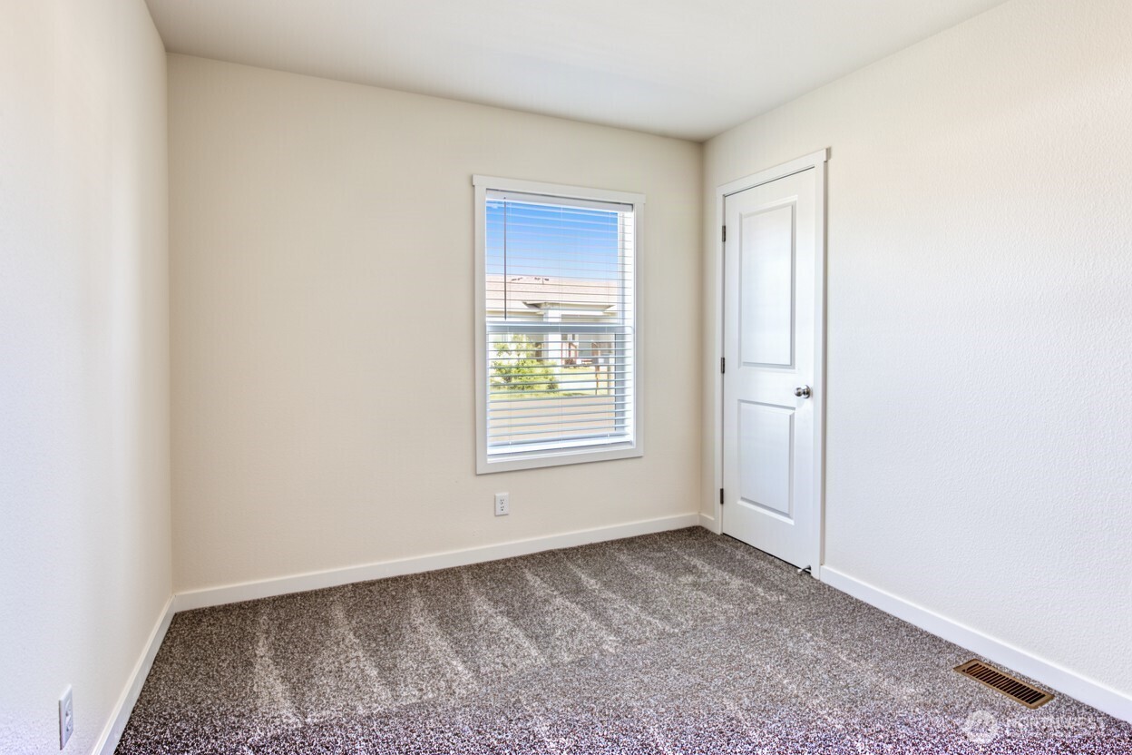 227 Sunrise Avenue Property Photo 24