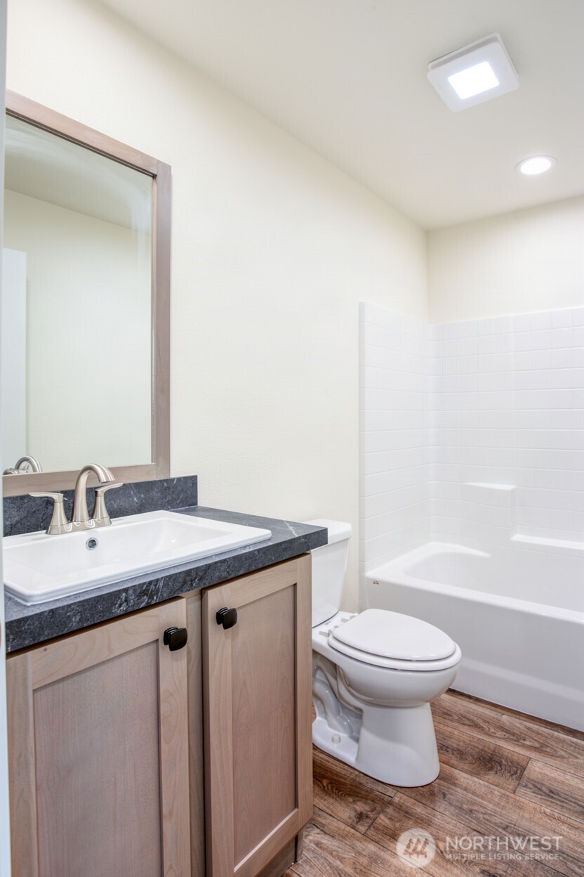 227 Sunrise Avenue Property Photo 27