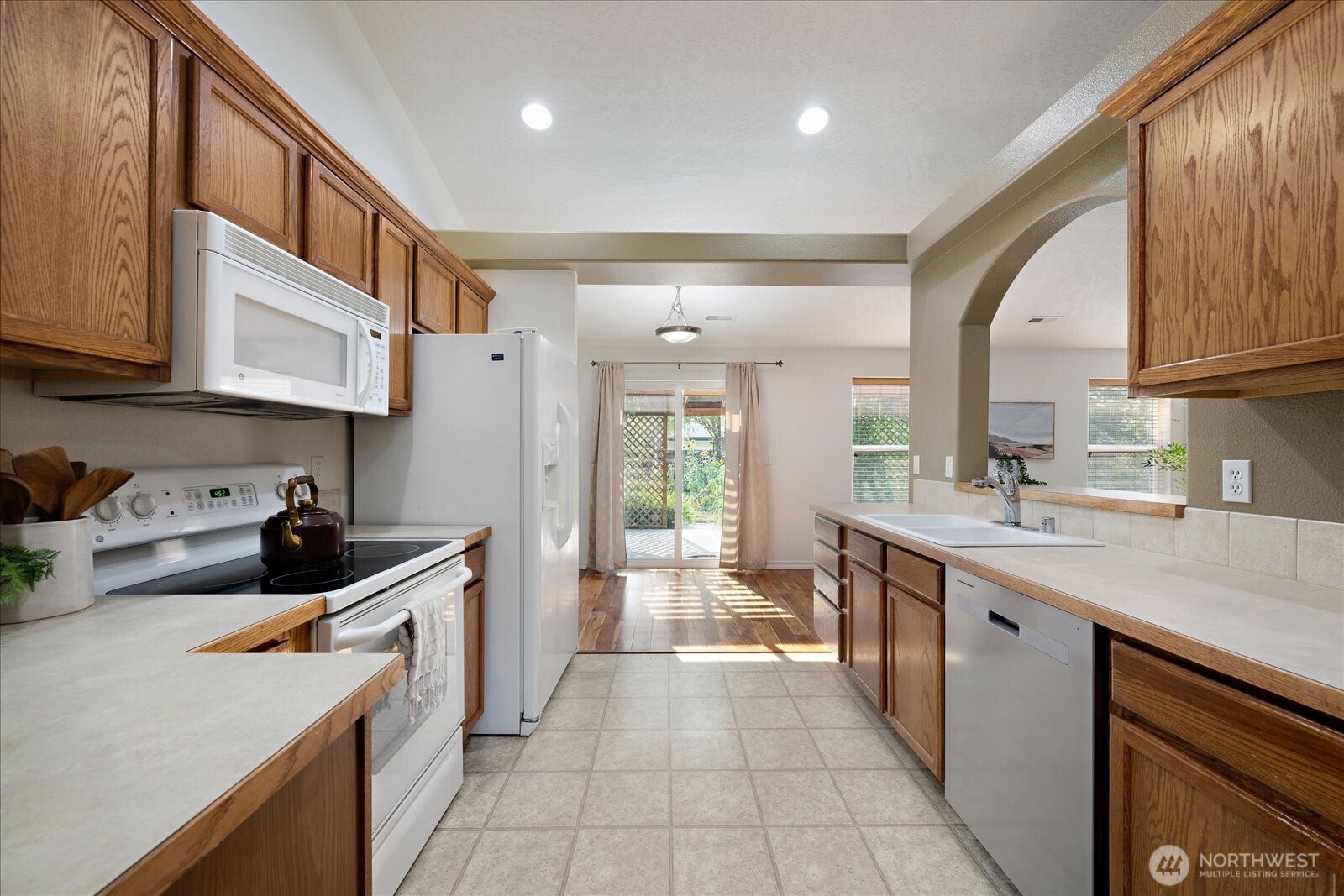 3001 S Highlands Boulevard Property Photo 2