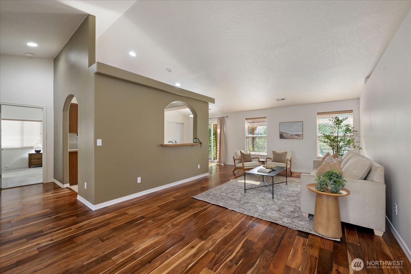 3001 S Highlands Boulevard Property Photo 9