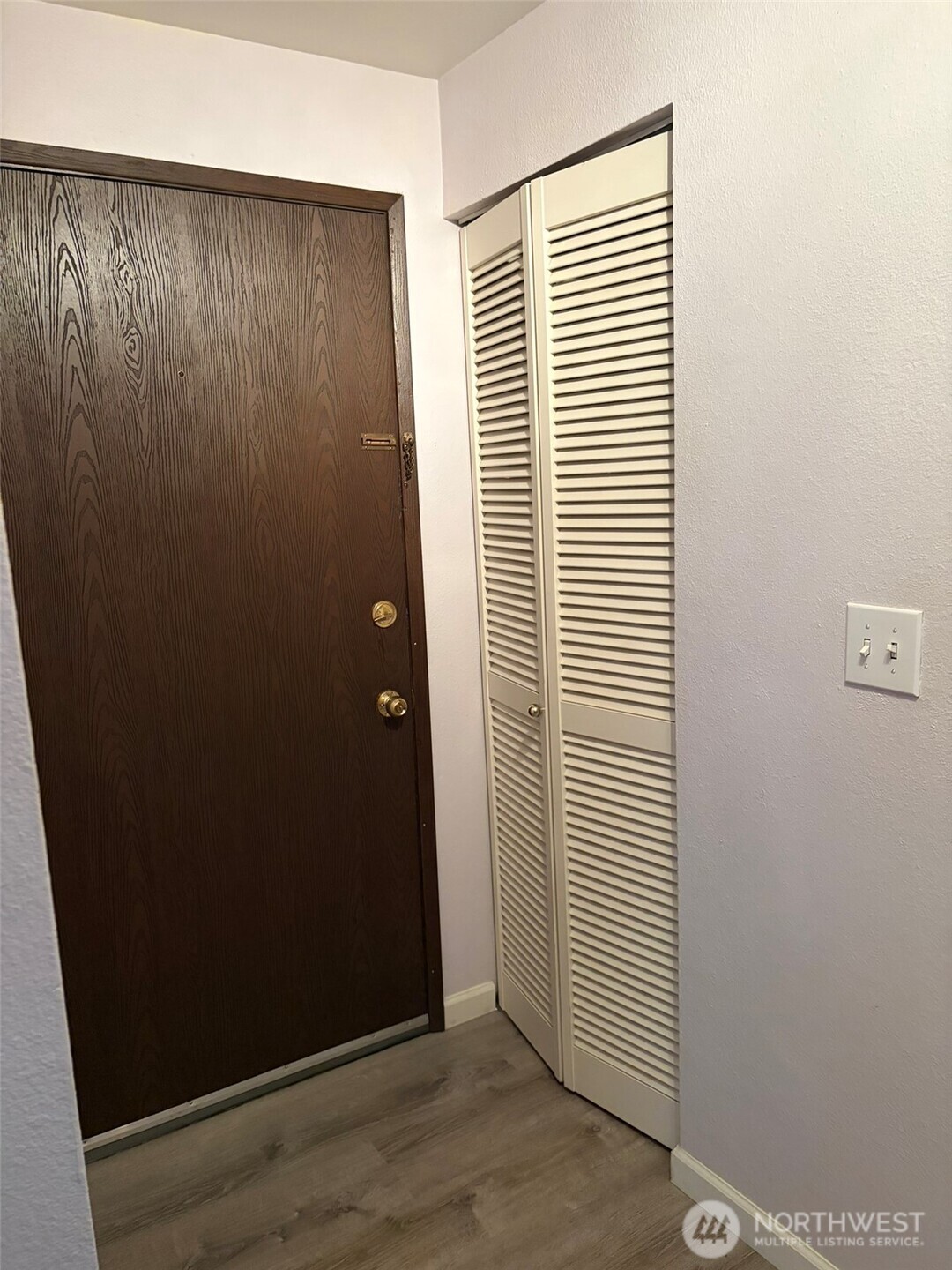 7305 224th Street F6 Property Photo 4